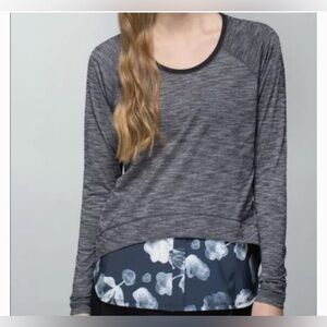 LULULEMON FLORAL LAYER THUMBHOLE LONG SLEEVE TEE GRAY XS